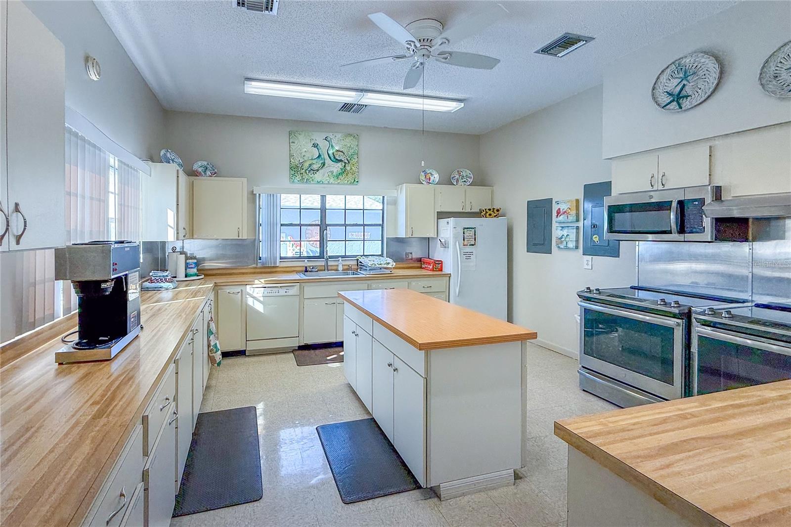 RIDGEWOOD MEADOWS PH II & III - Residential