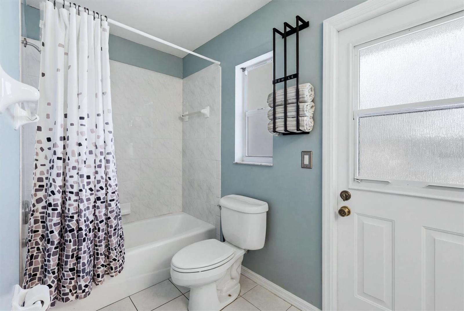 ROTONDA WEST PEBBLE BEACH - Residential