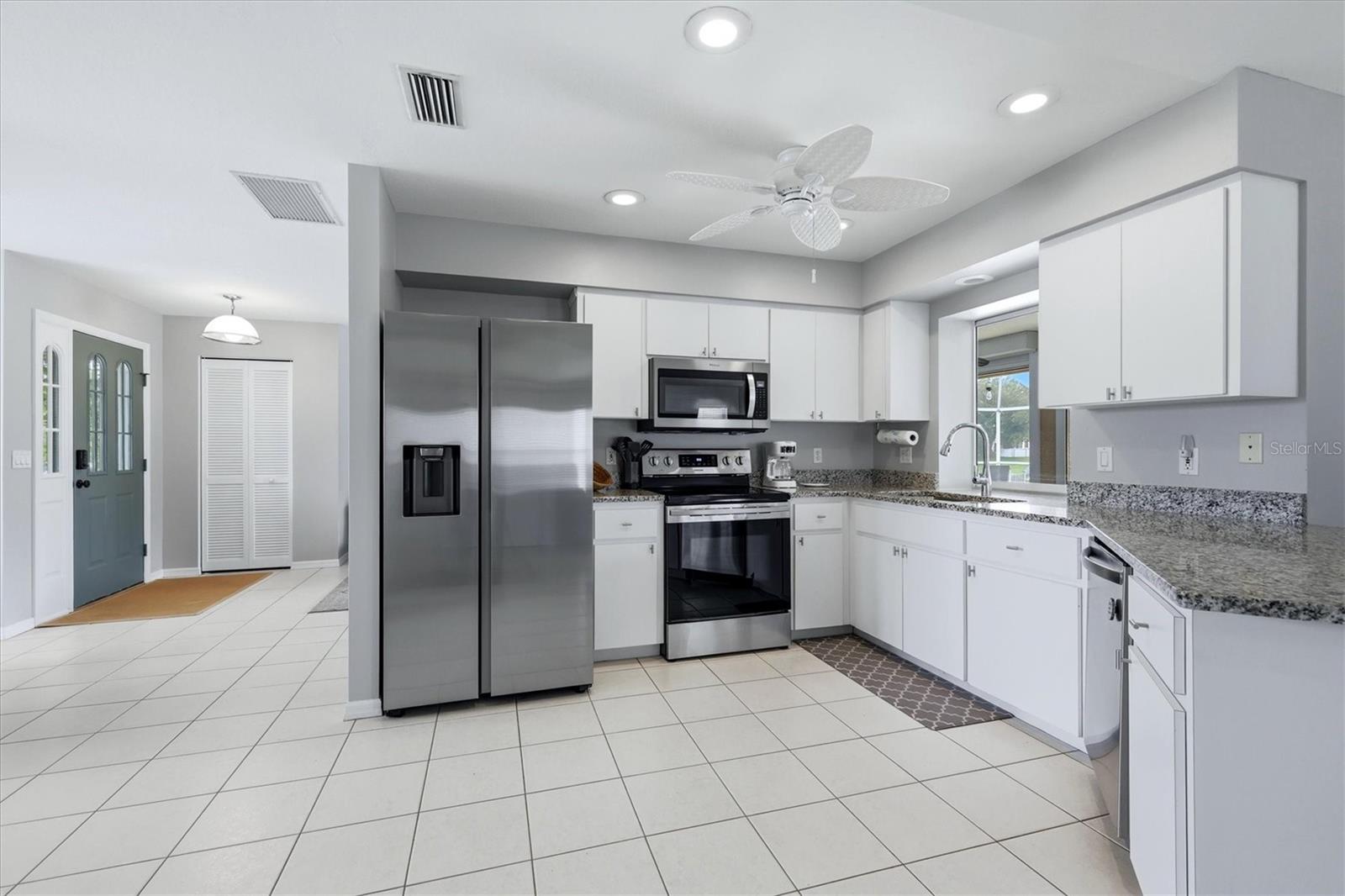 ROTONDA WEST PEBBLE BEACH - Residential
