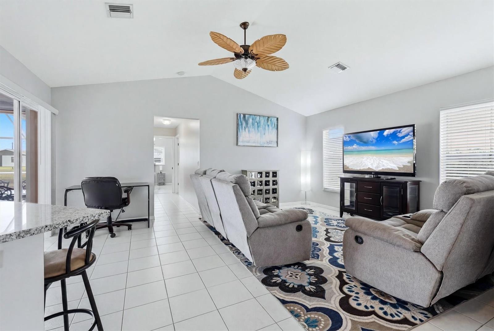 ROTONDA WEST PEBBLE BEACH - Residential