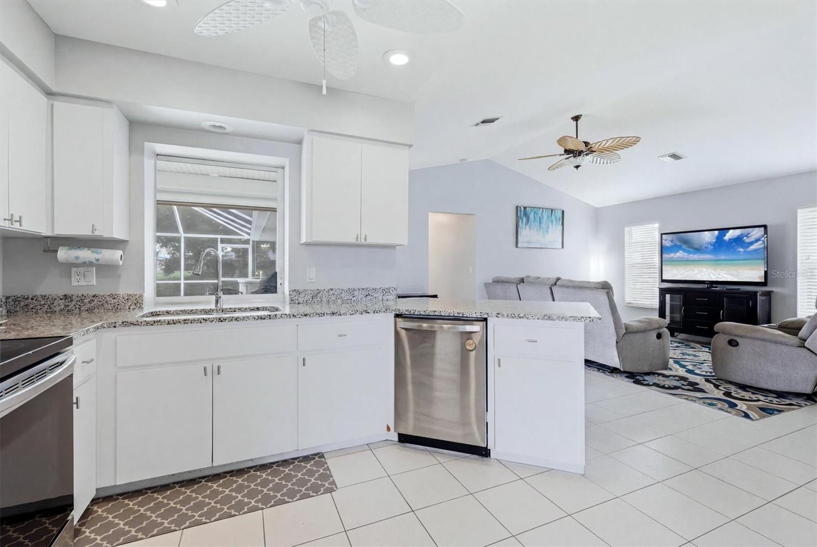 ROTONDA WEST PEBBLE BEACH - Residential
