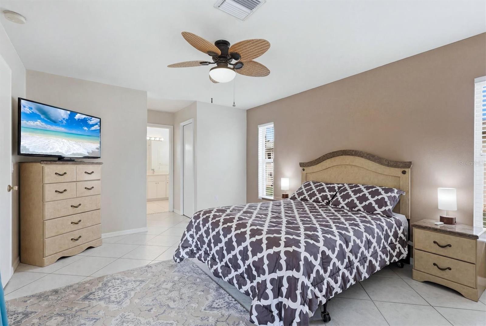 ROTONDA WEST PEBBLE BEACH - Residential