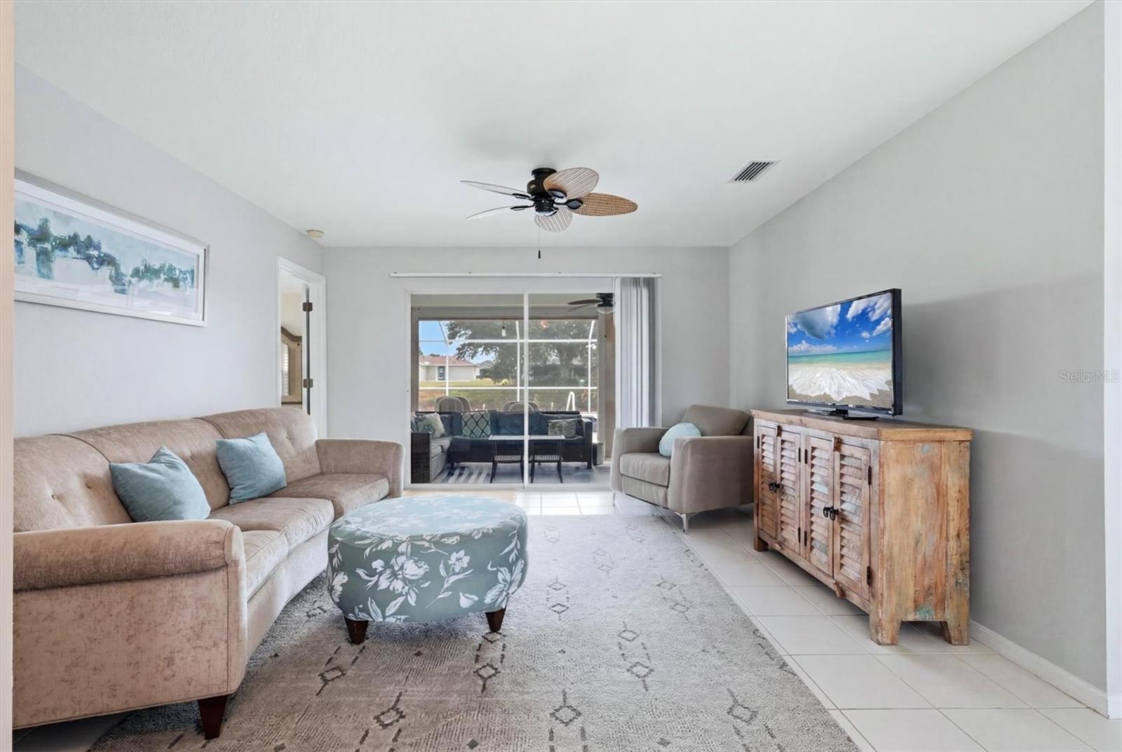 ROTONDA WEST PEBBLE BEACH - Residential