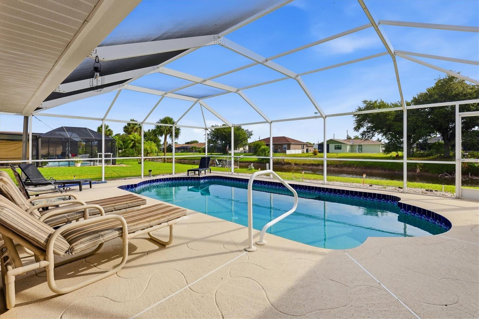 ROTONDA WEST PEBBLE BEACH - Residential