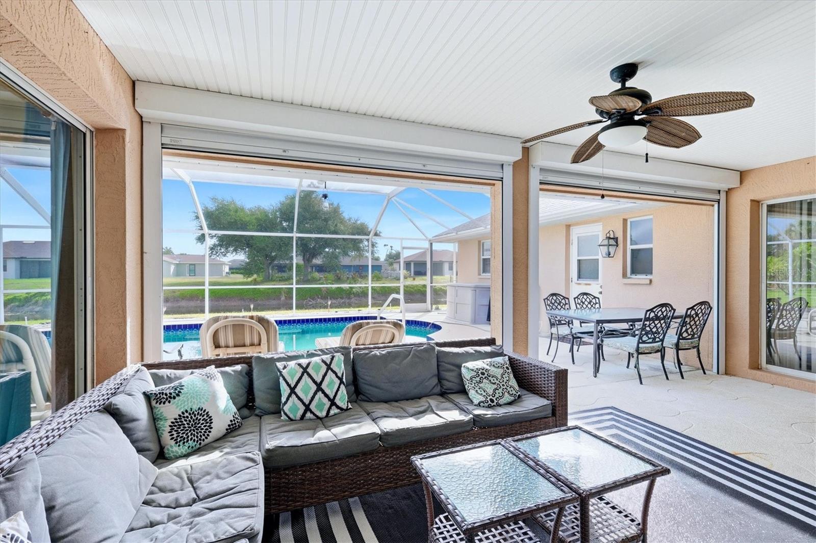 ROTONDA WEST PEBBLE BEACH - Residential