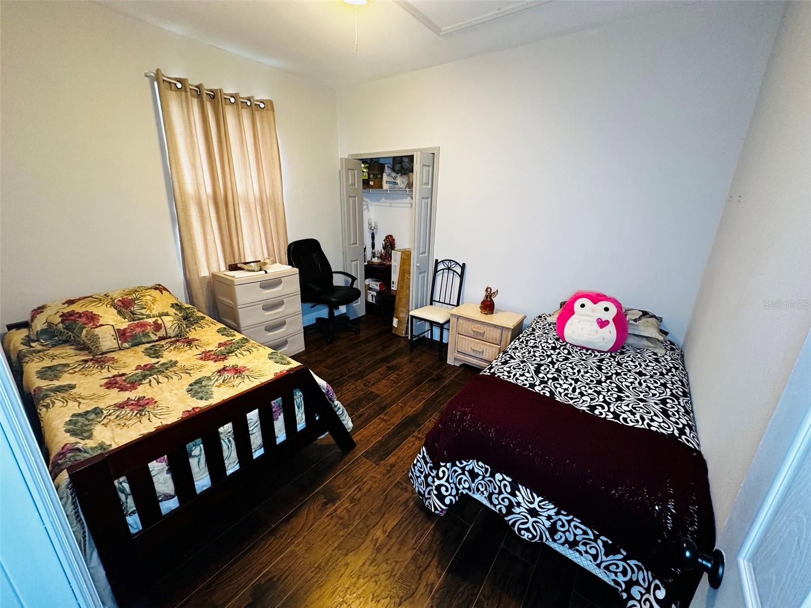WEST LAWN - Residential