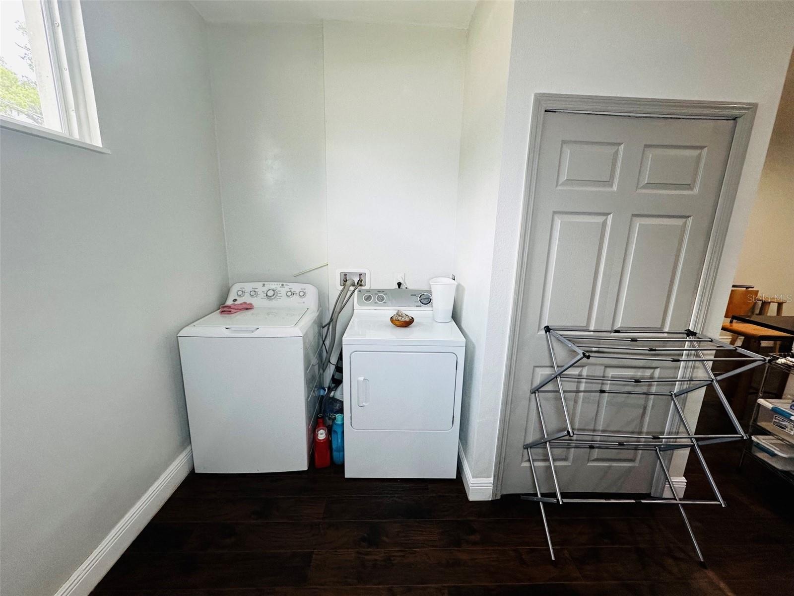 WEST LAWN - Residential