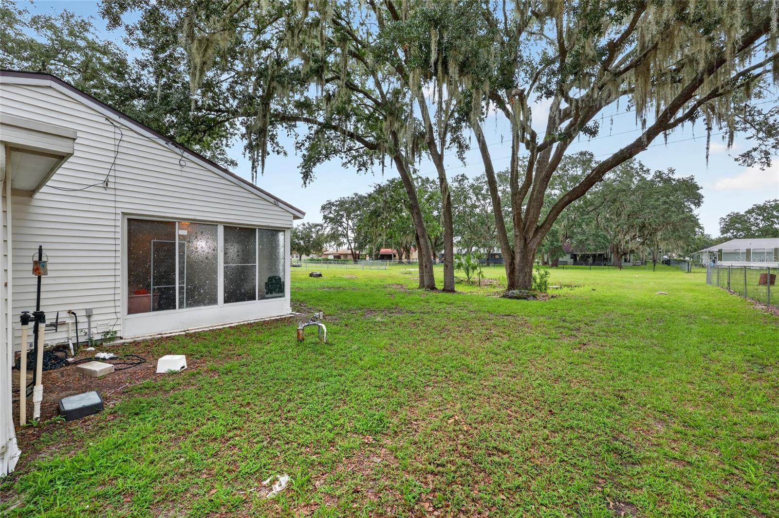 SILVER SPGS SHORES UN 28 - Residential