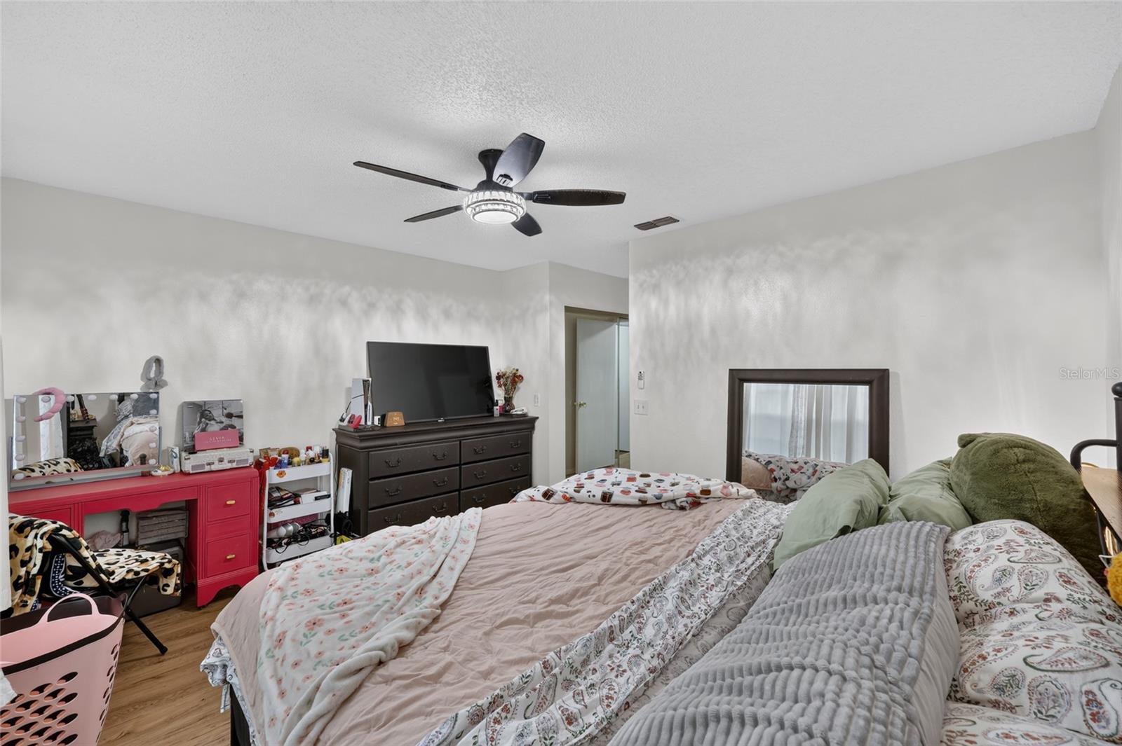 SILVER SPGS SHORES UN 28 - Residential