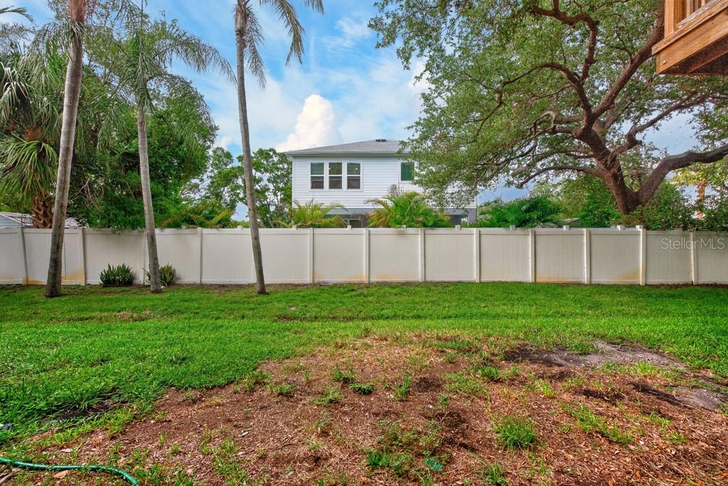 BAYSHORE POINTE TWNHMS PHAS - Residential