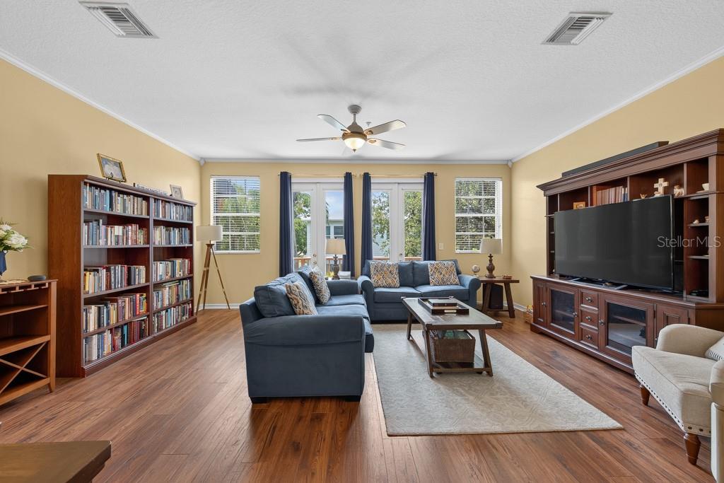 BAYSHORE POINTE TWNHMS PHAS - Residential