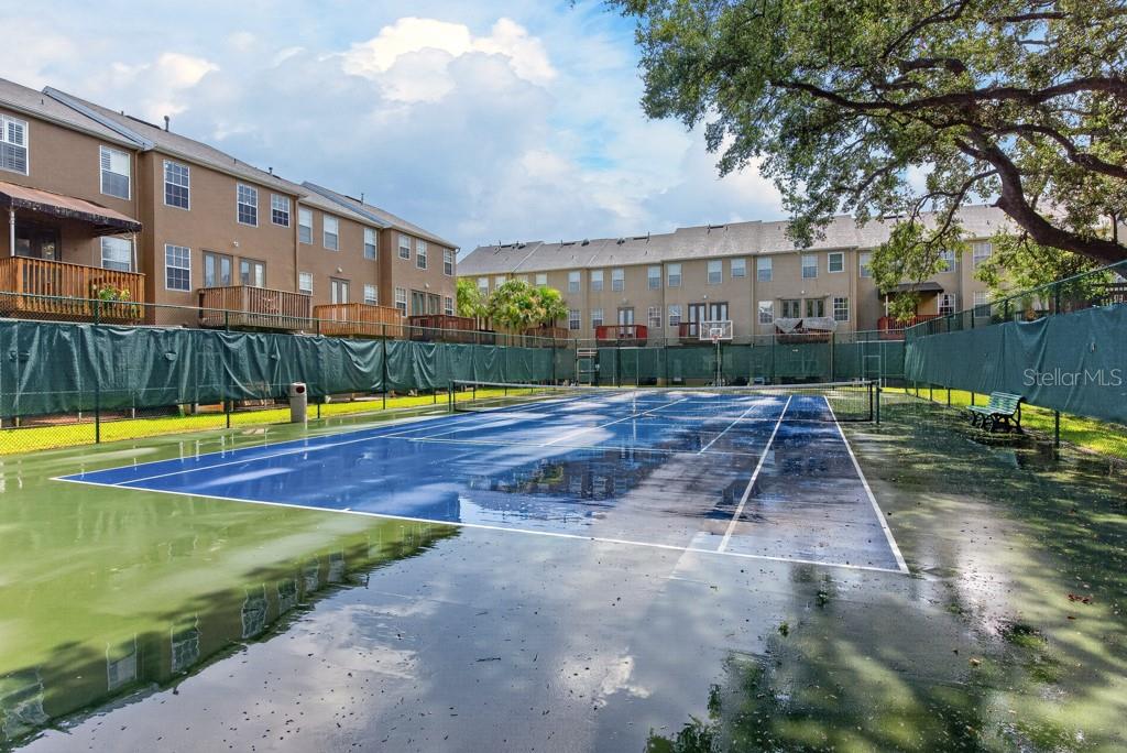 BAYSHORE POINTE TWNHMS PHAS - Residential