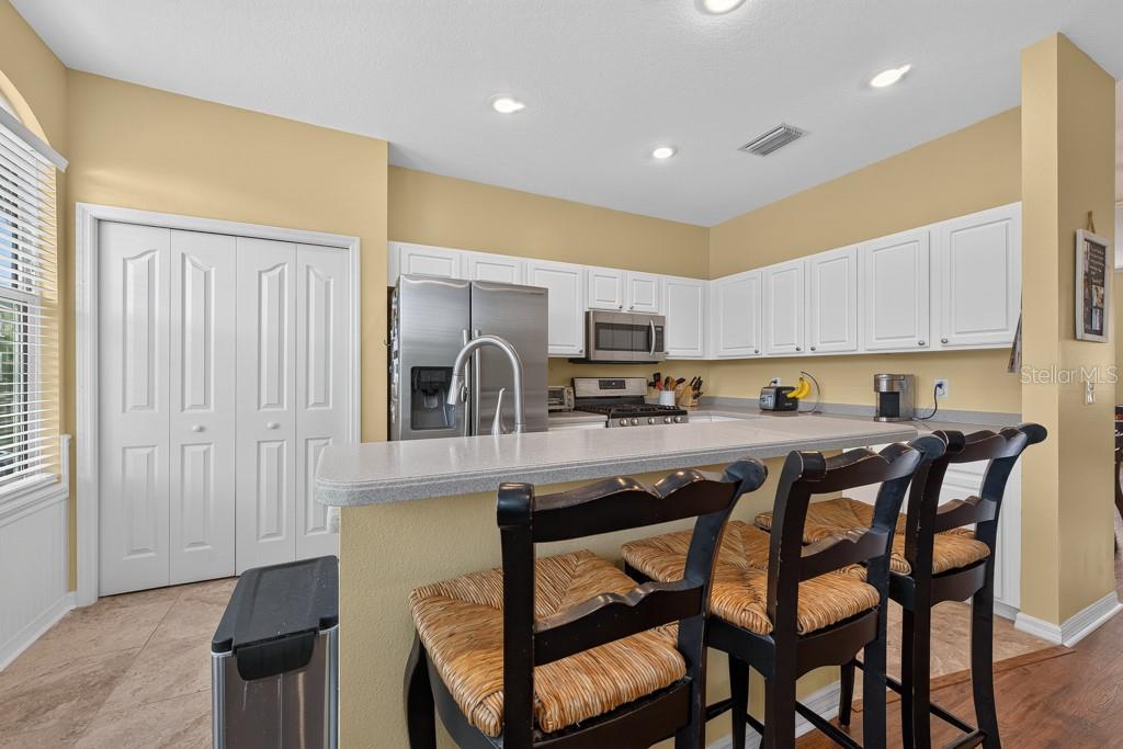 BAYSHORE POINTE TWNHMS PHAS - Residential