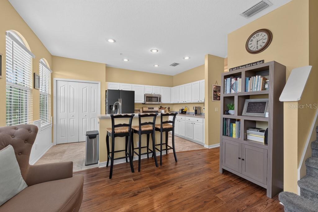BAYSHORE POINTE TWNHMS PHAS - Residential