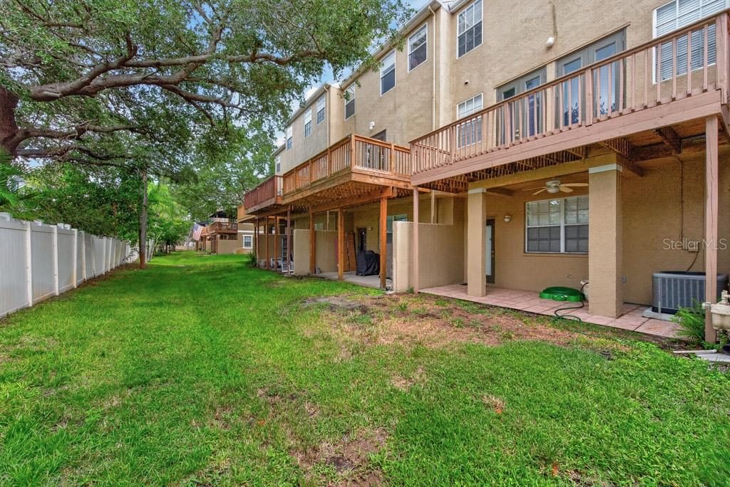 BAYSHORE POINTE TWNHMS PHAS - Residential