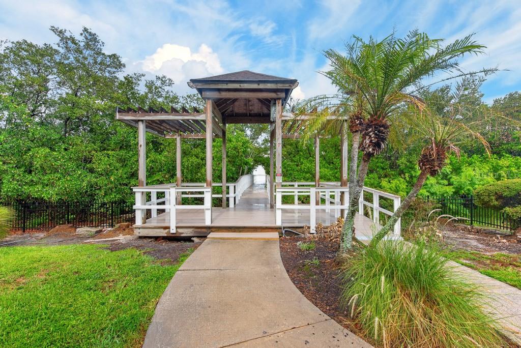BAYSHORE POINTE TWNHMS PHAS - Residential