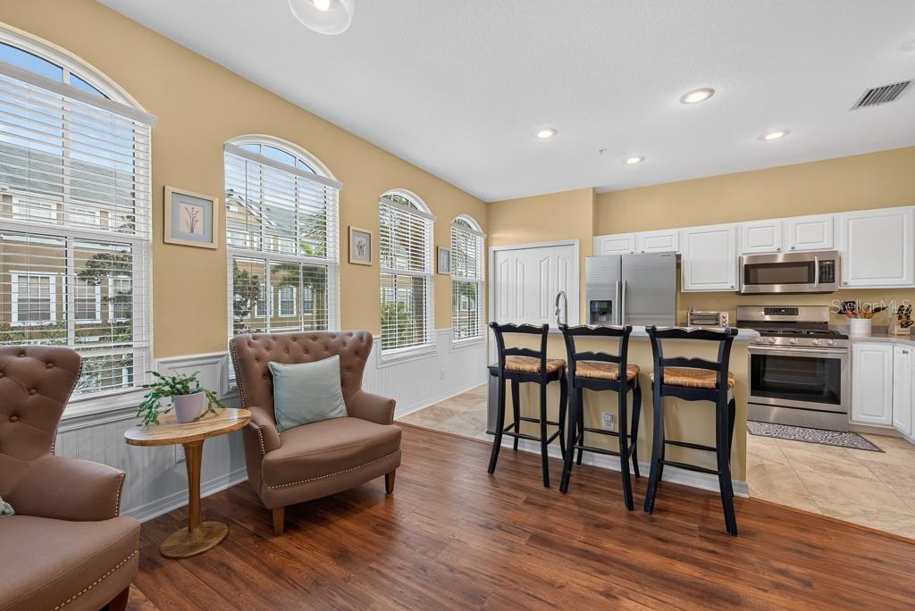 BAYSHORE POINTE TWNHMS PHAS - Residential