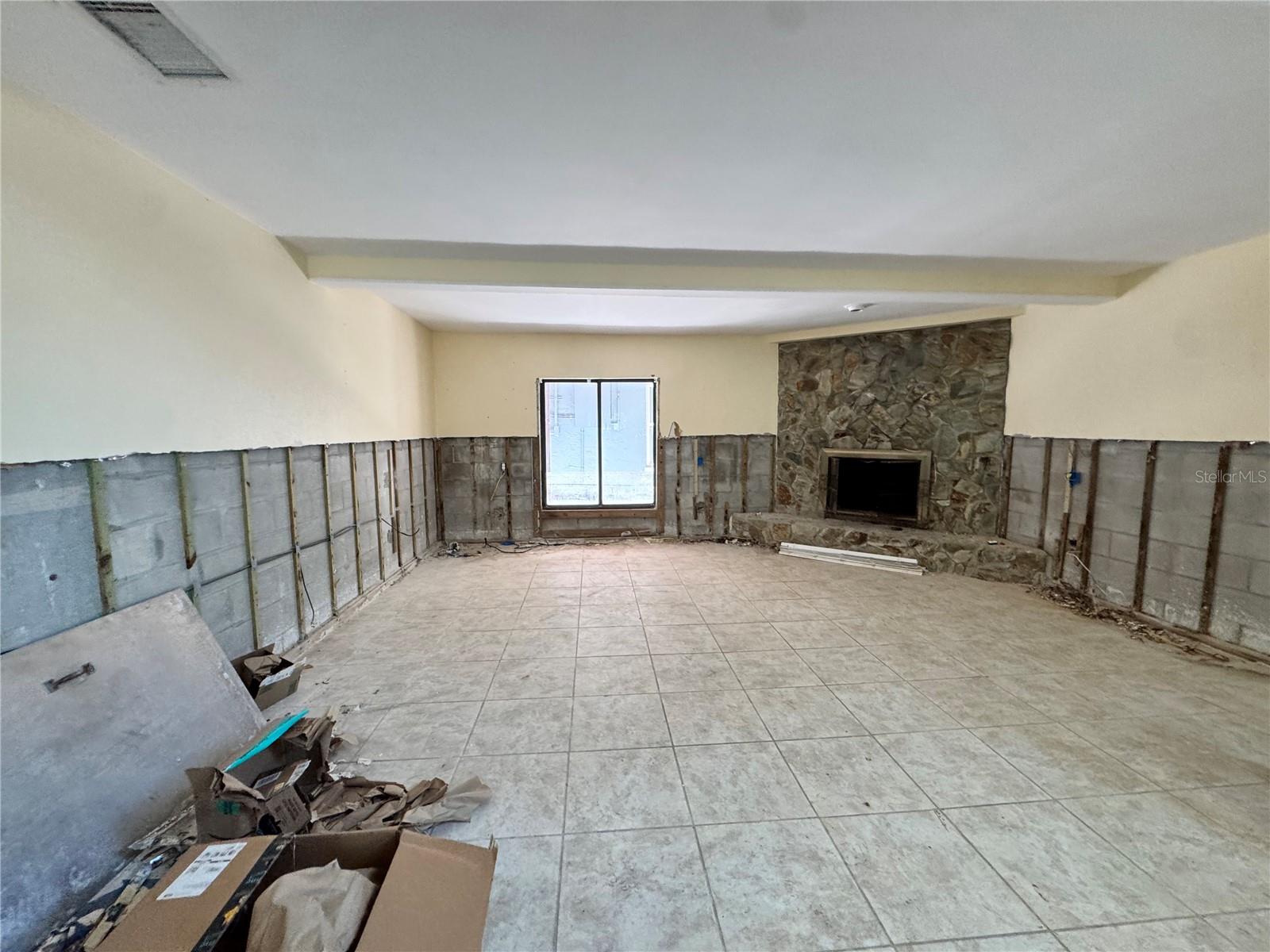 WADE SURFSIDE CONDO - Residential