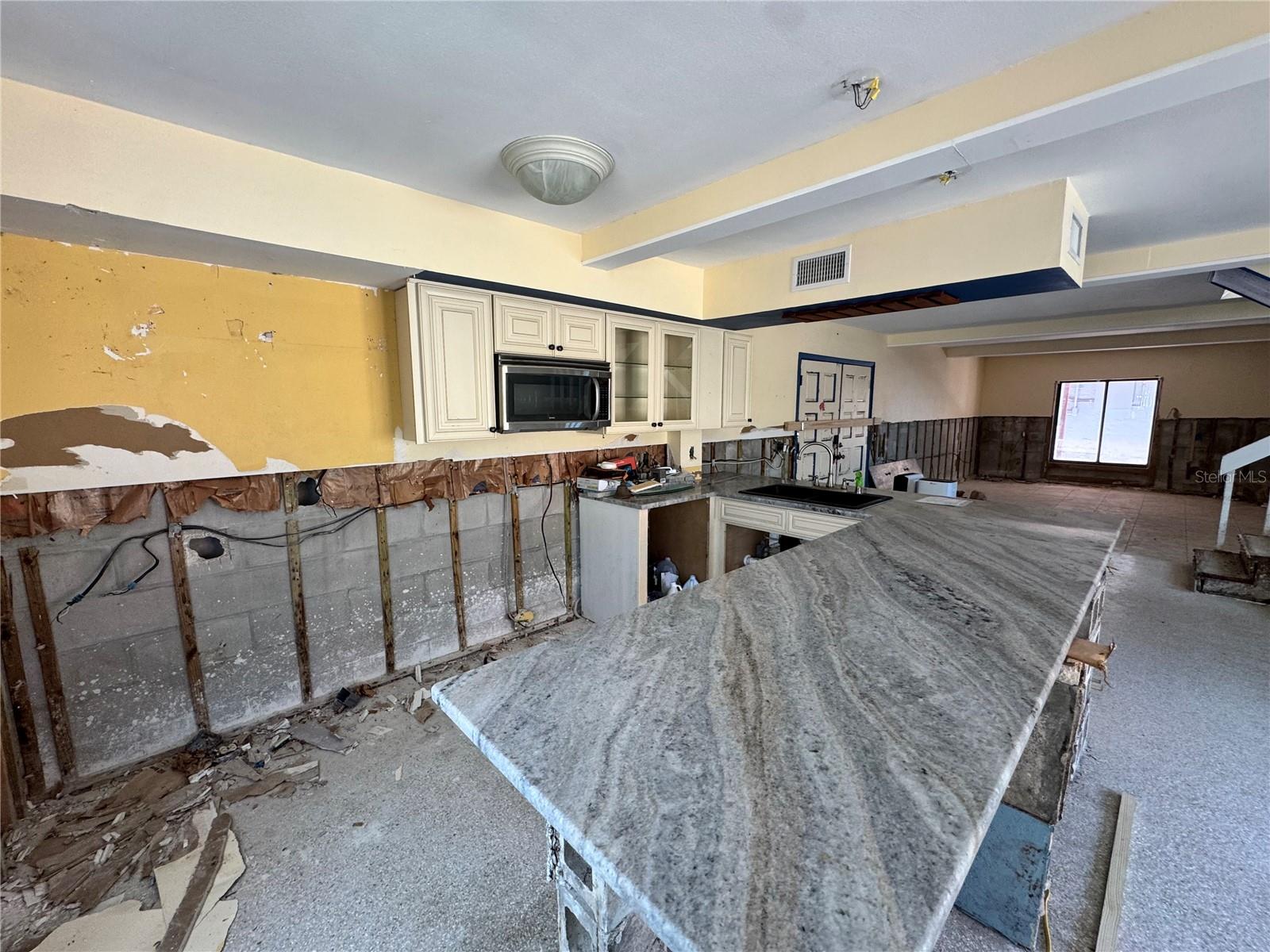 WADE SURFSIDE CONDO - Residential