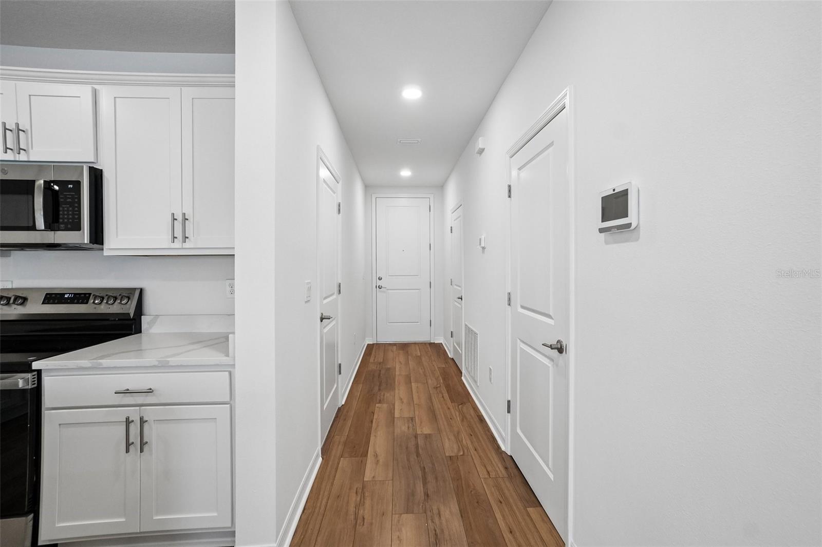 TWIN OAKS - Residential