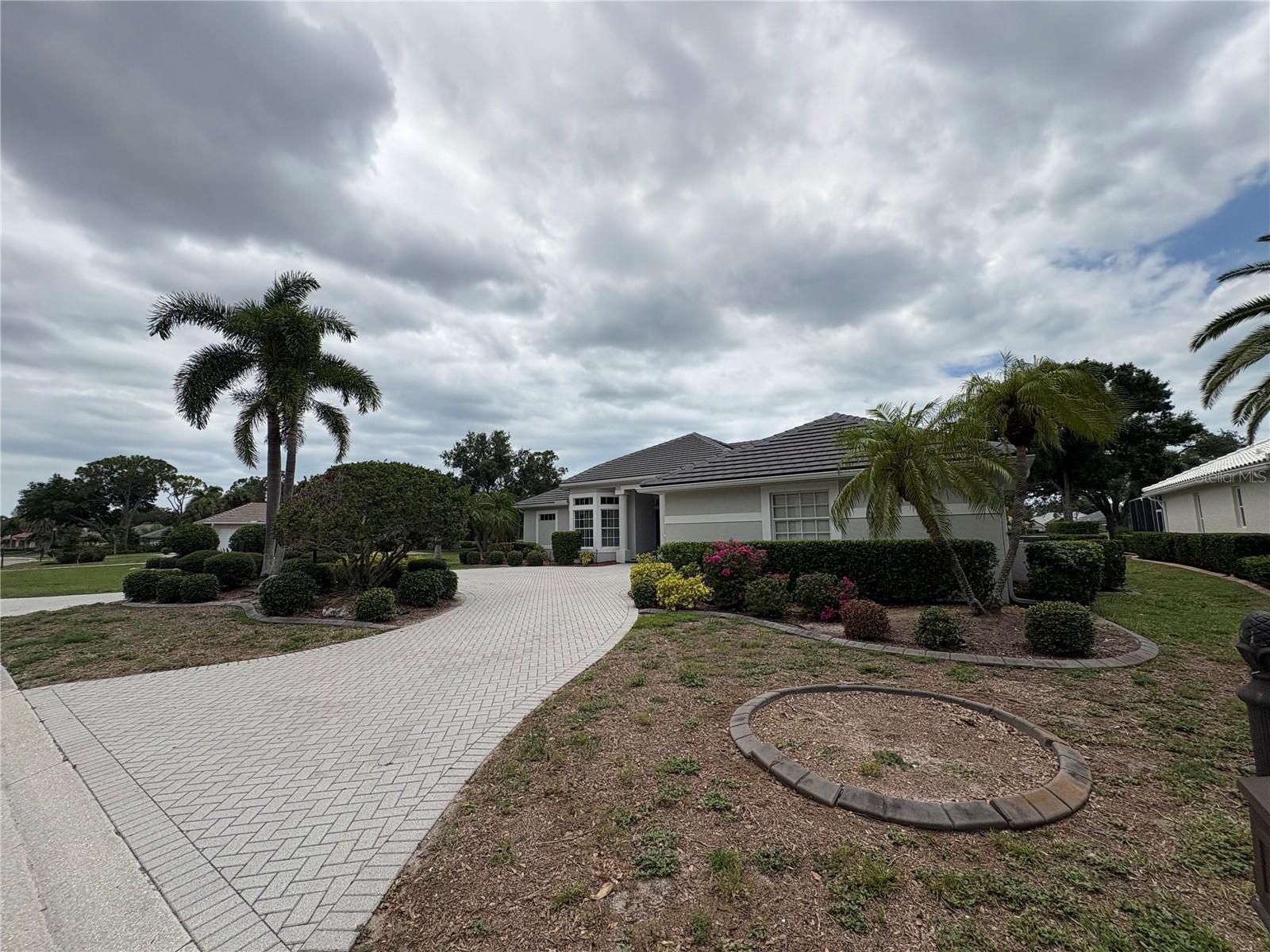 CALUSA LAKES UNIT 6 - Residential