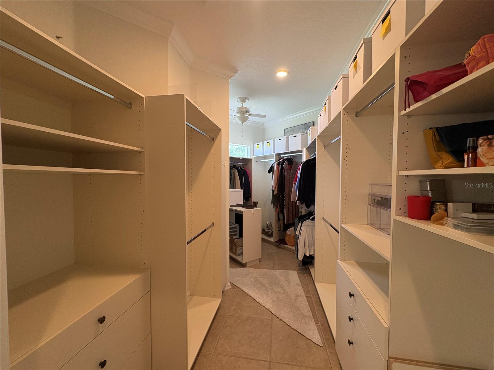 CALUSA LAKES UNIT 6 - Residential
