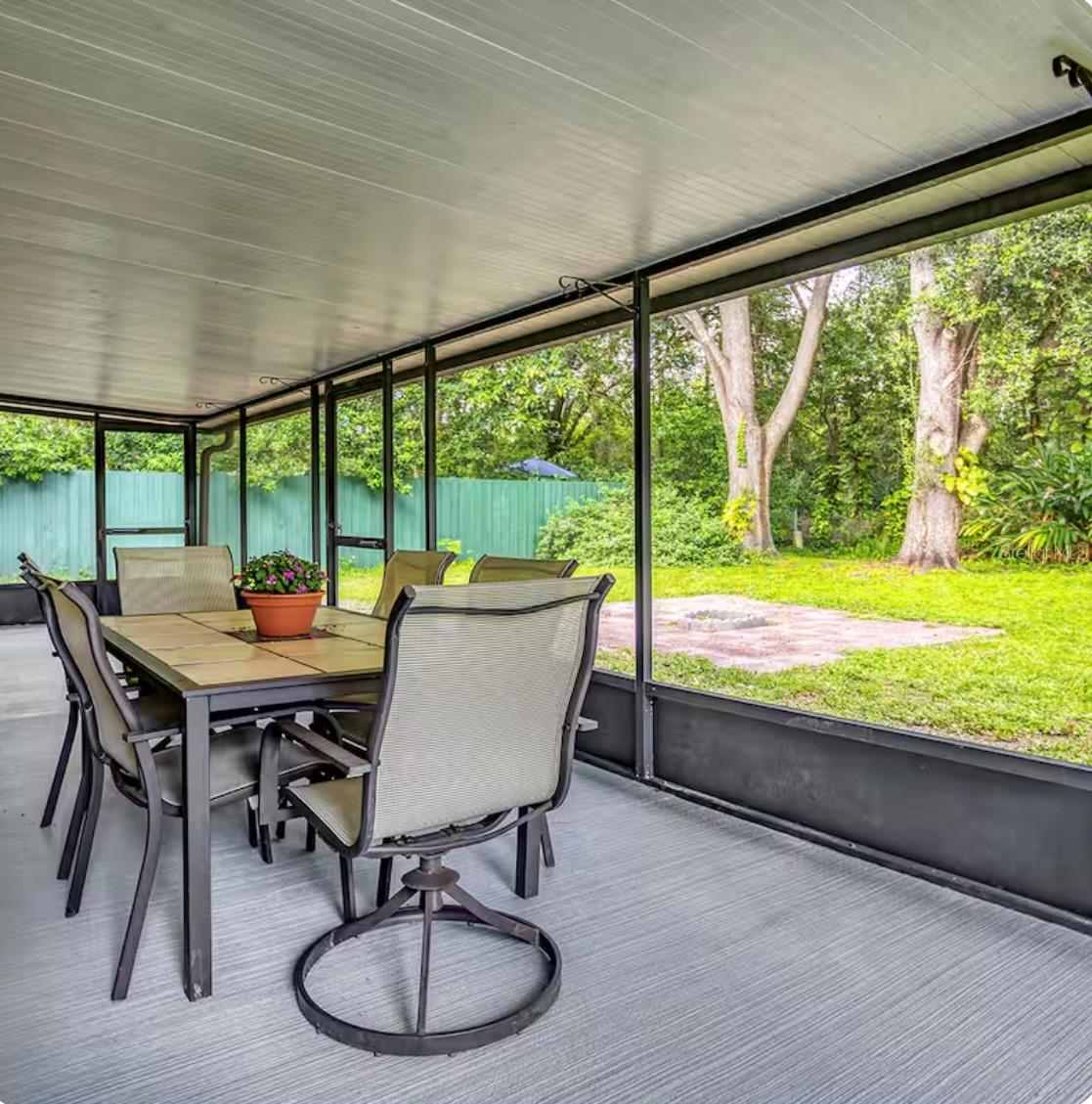 LAKE PADGETT SOUTH - Residential