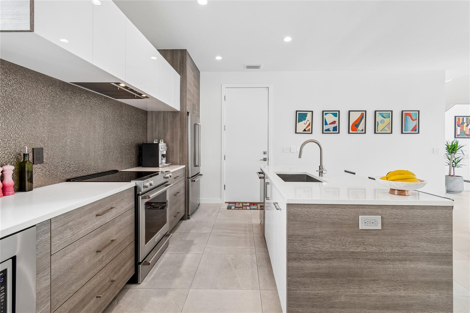 4Q7 | WOODLAWN PARK REVISED PLAT - Residential