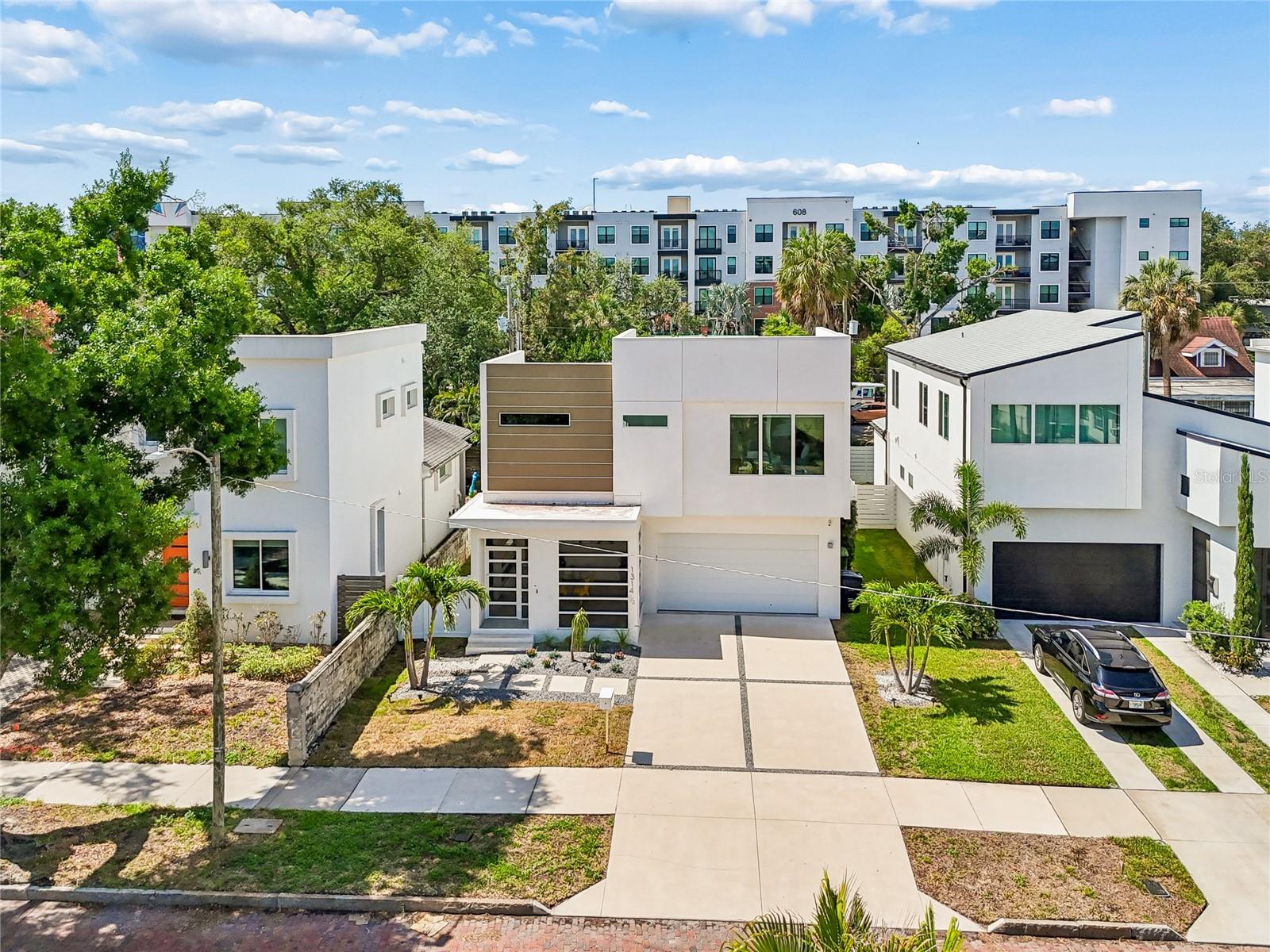 4Q7 | WOODLAWN PARK REVISED PLAT - Residential