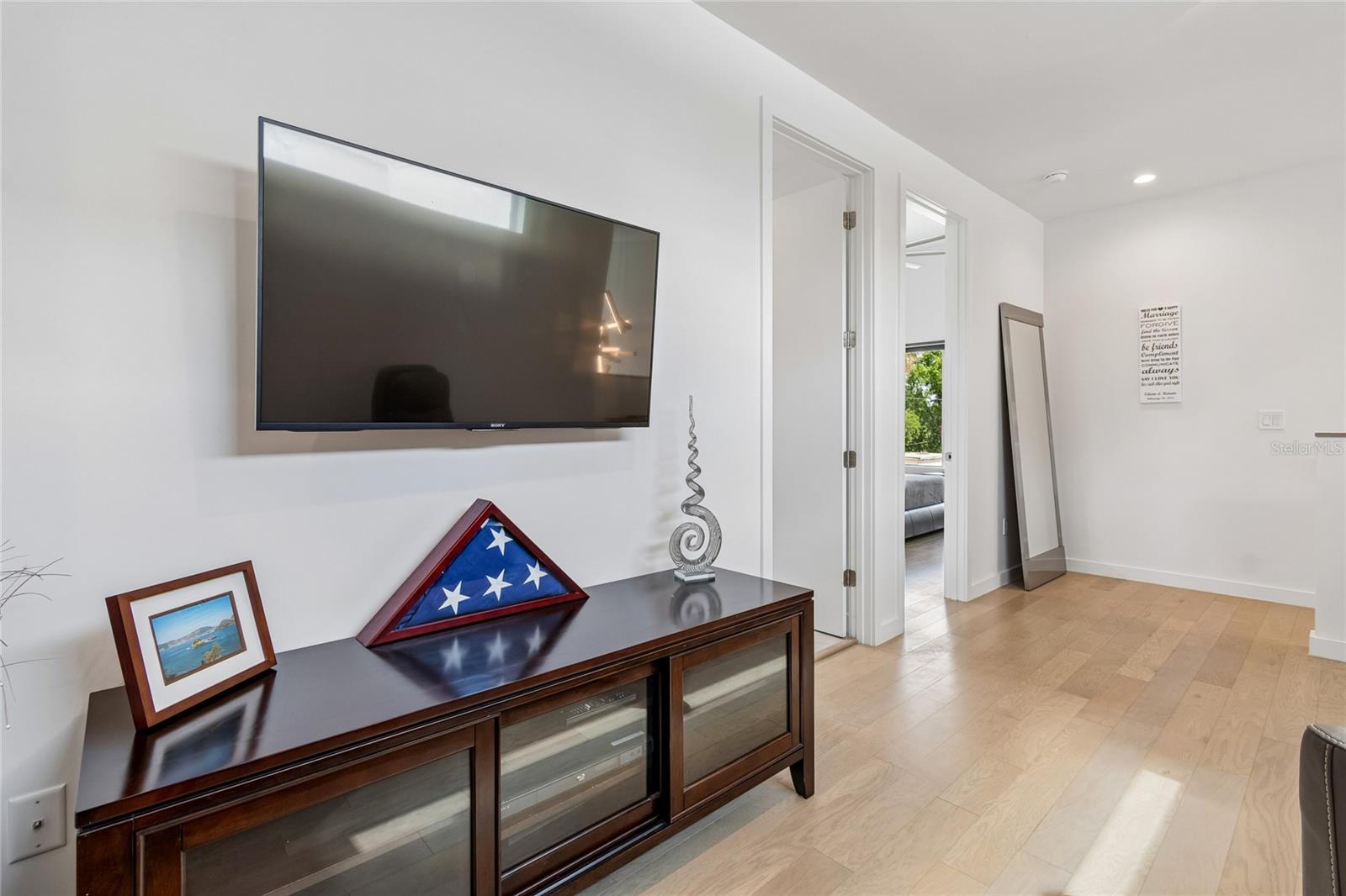 4Q7 | WOODLAWN PARK REVISED PLAT - Residential