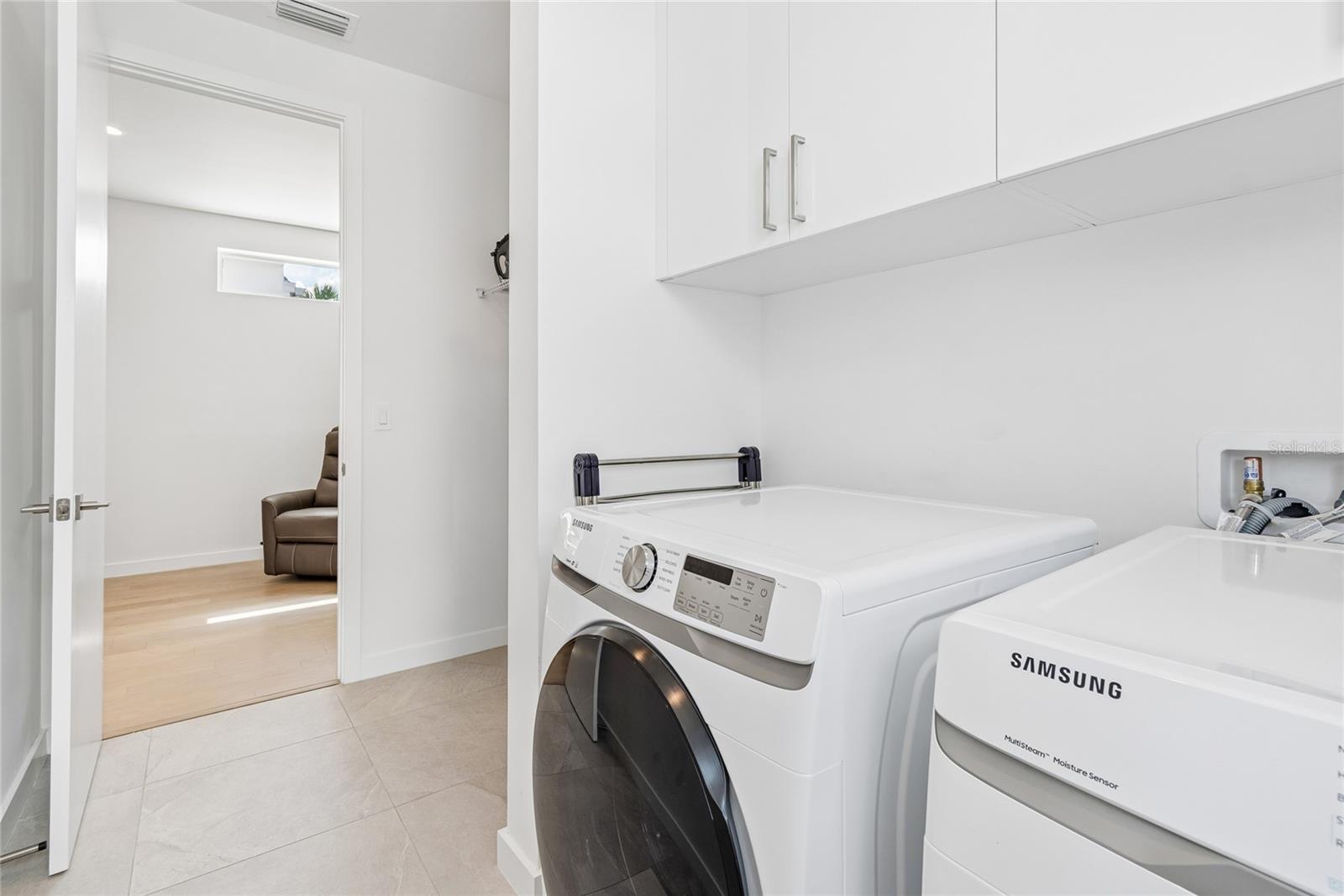 4Q7 | WOODLAWN PARK REVISED PLAT - Residential