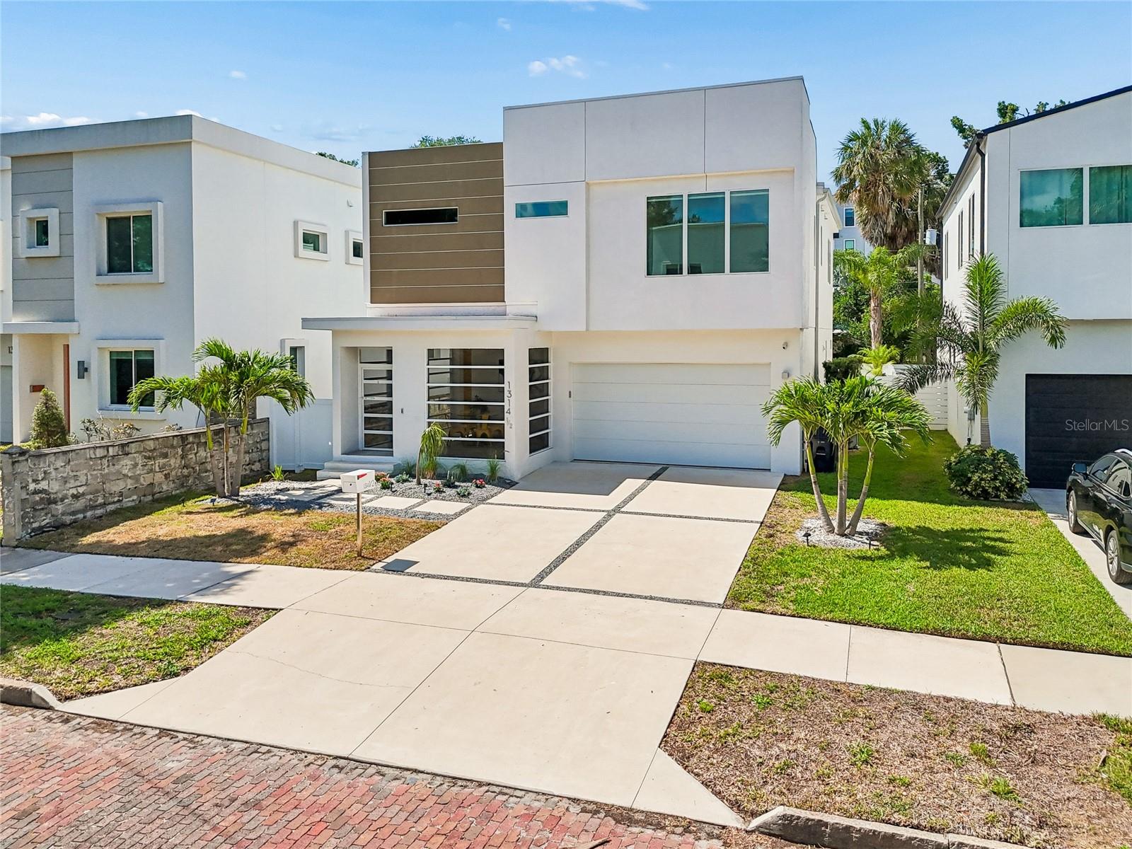 4Q7 | WOODLAWN PARK REVISED PLAT - Residential