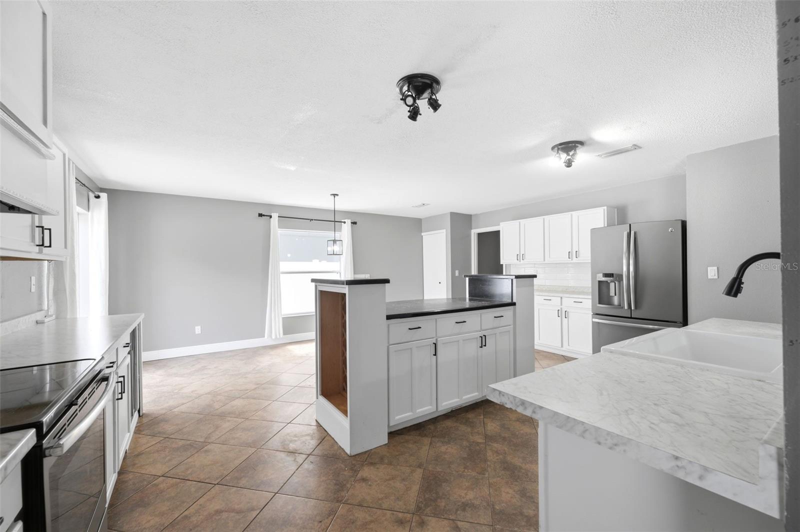ASHLEY LAKES PHASE 2A - Residential