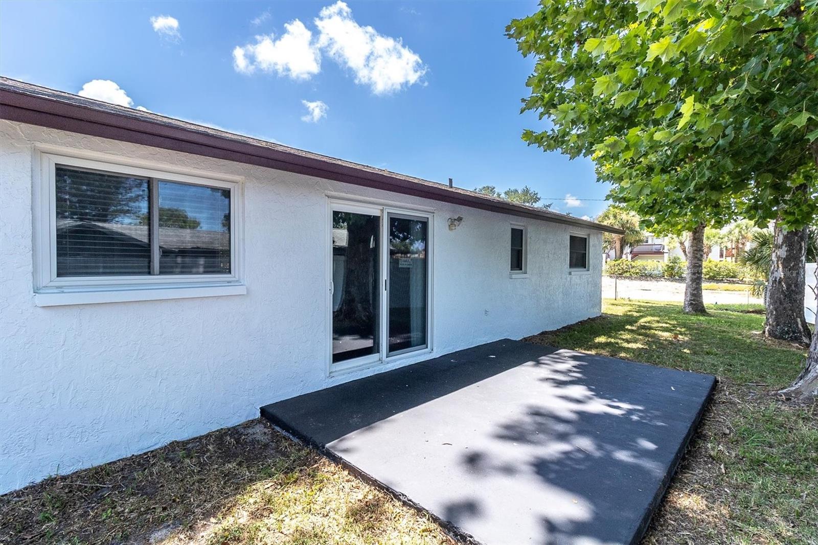 EMBASSY HILLS - Residential