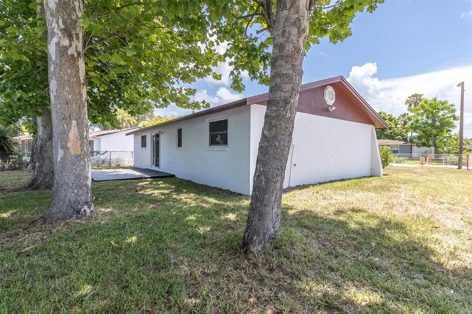 EMBASSY HILLS - Residential