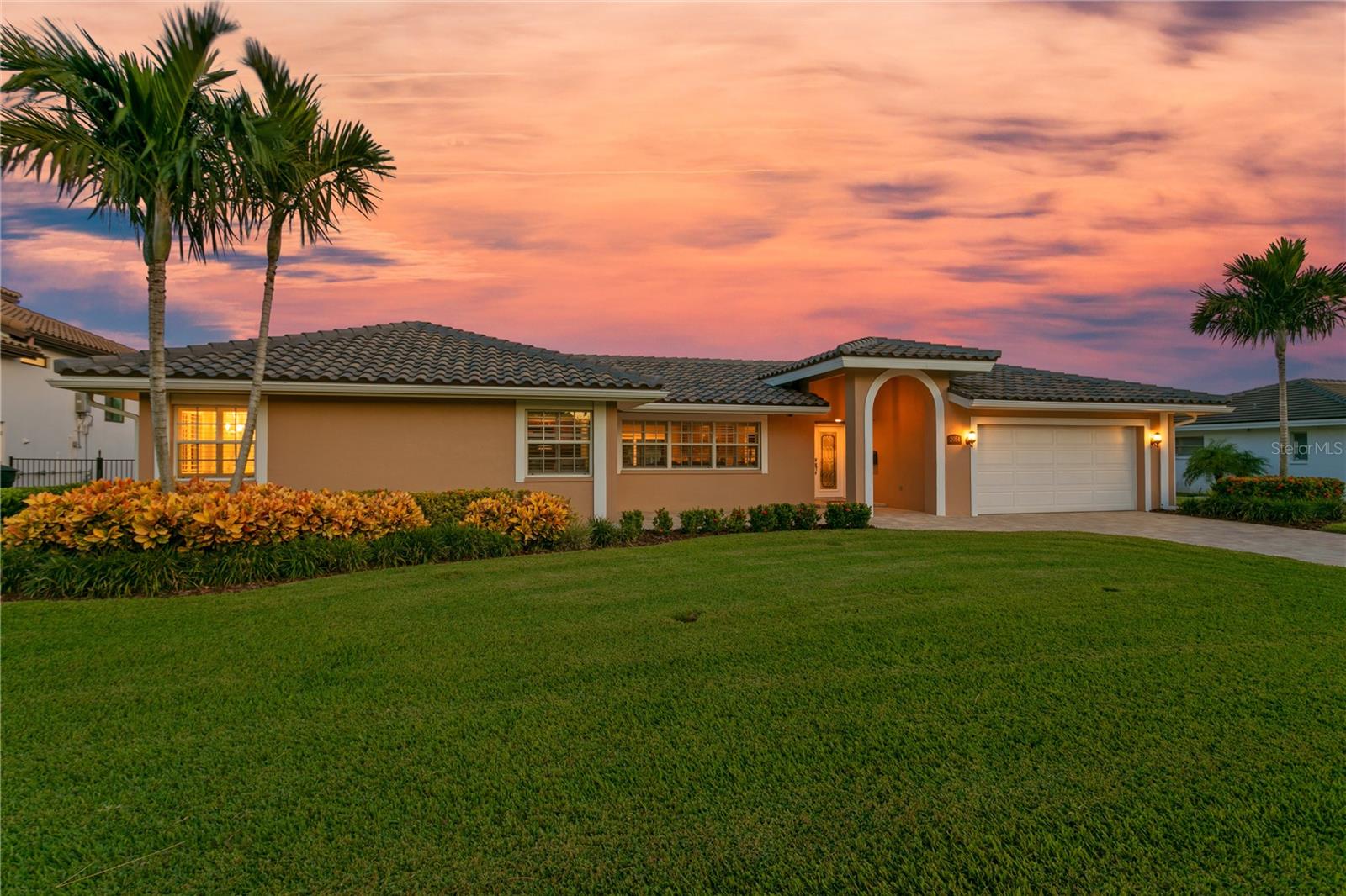 VENETIAN ISLES - Residential