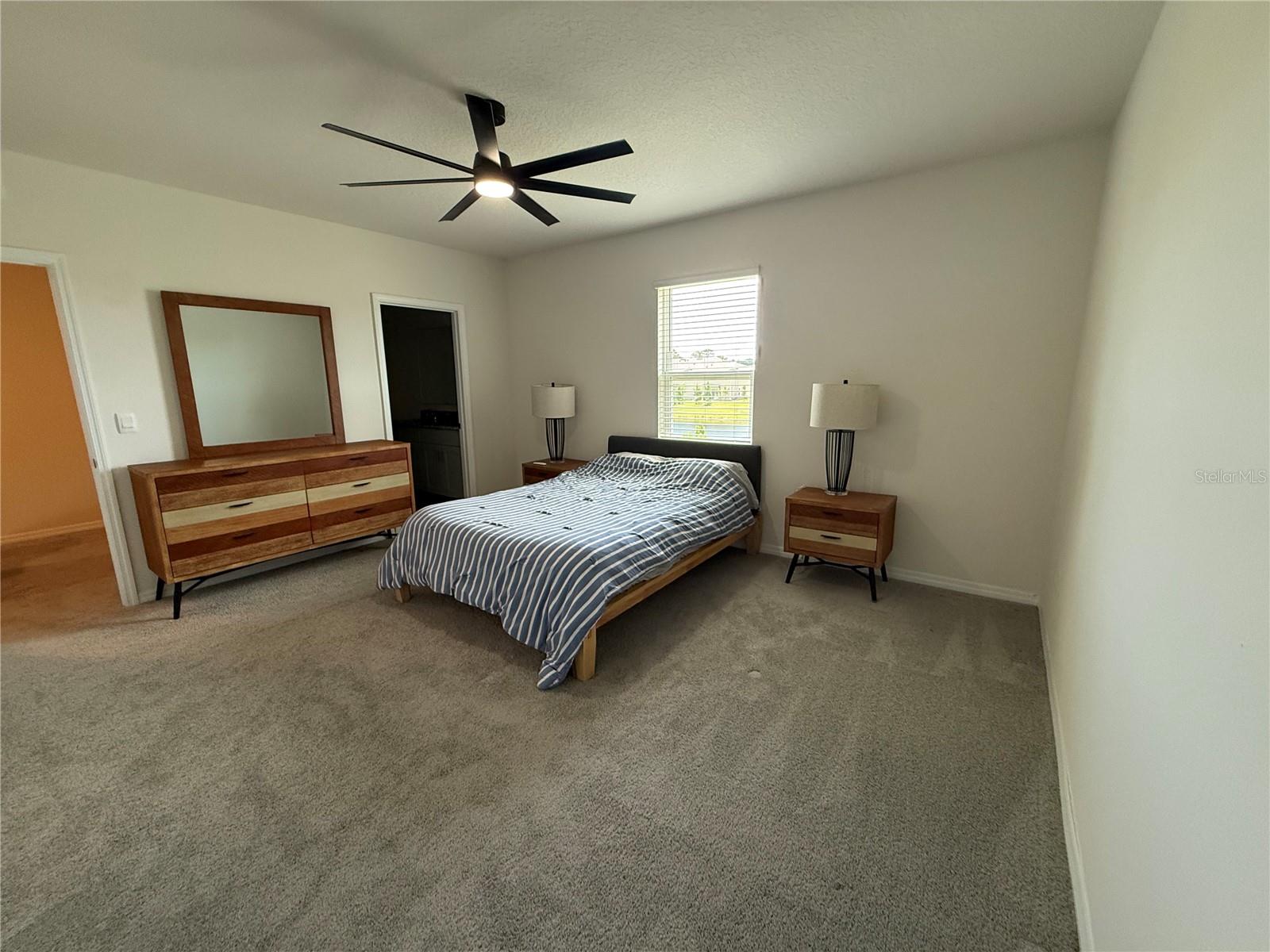 RIVERS EDGE - Residential