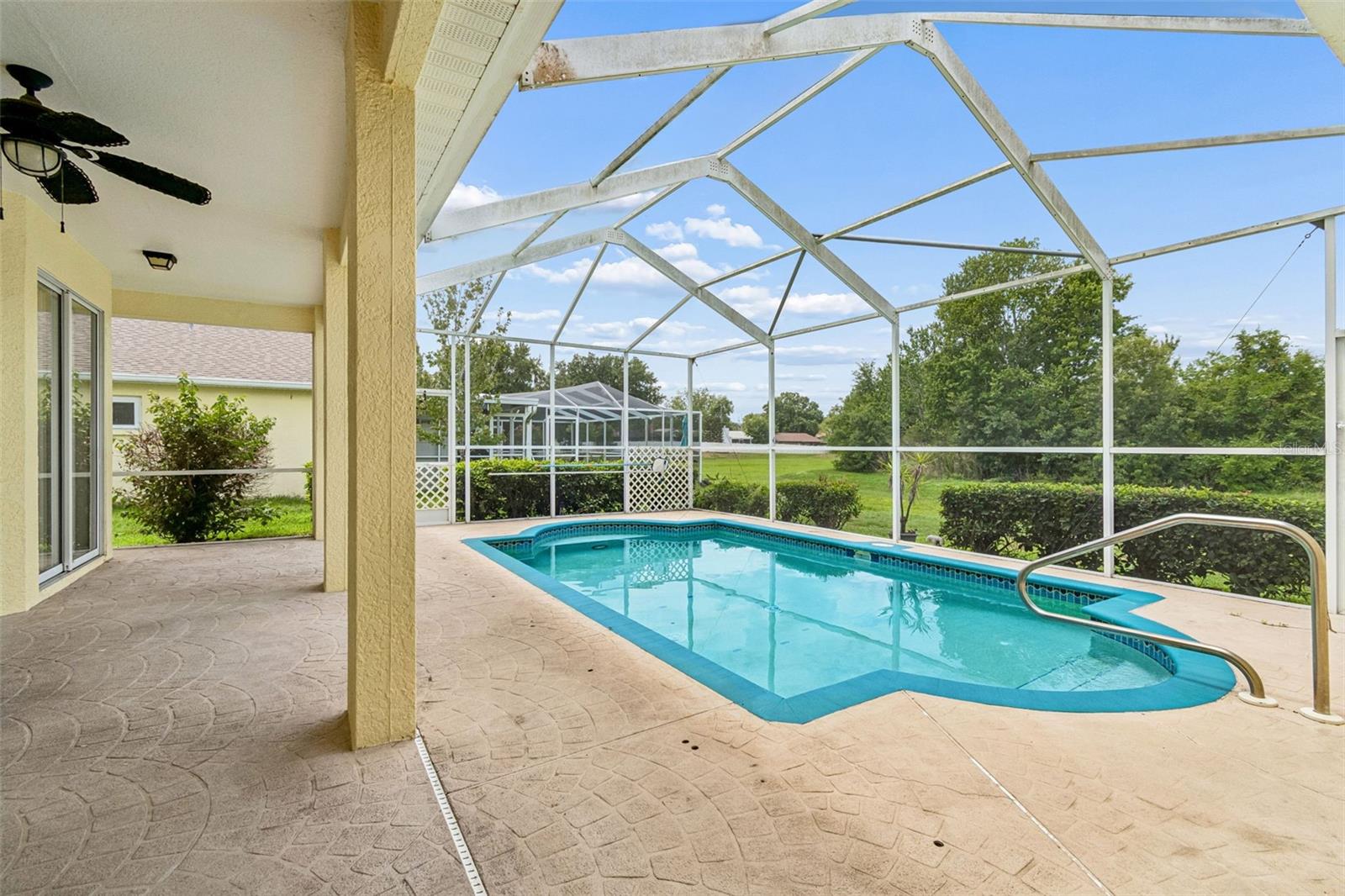 INDIAN LAKES - Residential