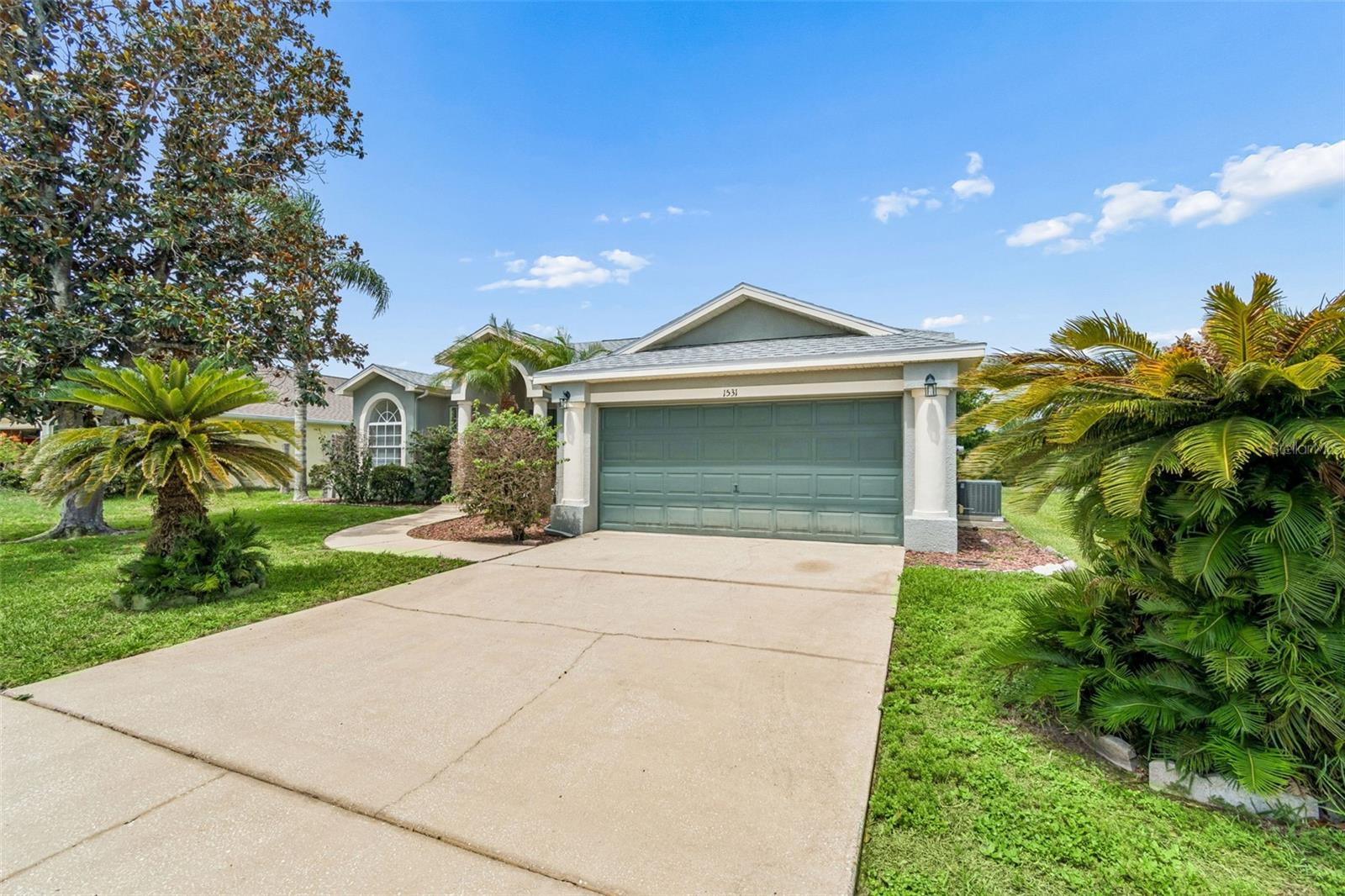 INDIAN LAKES - Residential