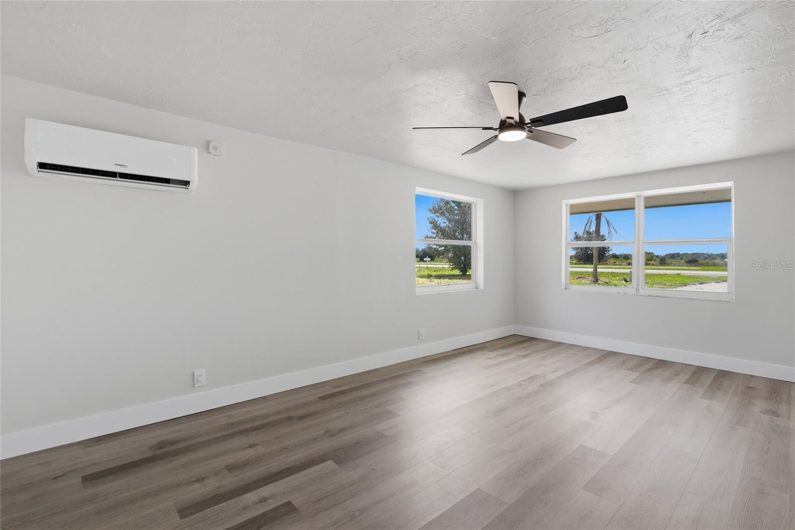WELLESWOOD ESTATES - Residential