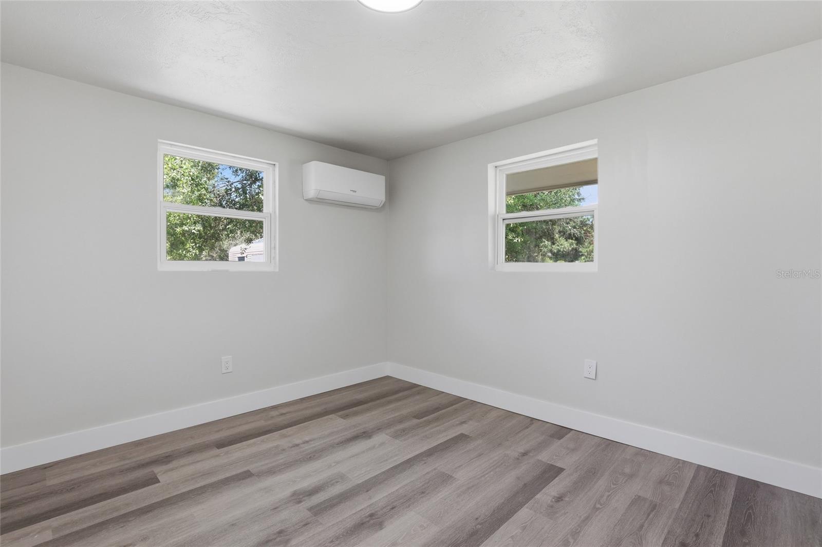 WELLESWOOD ESTATES - Residential