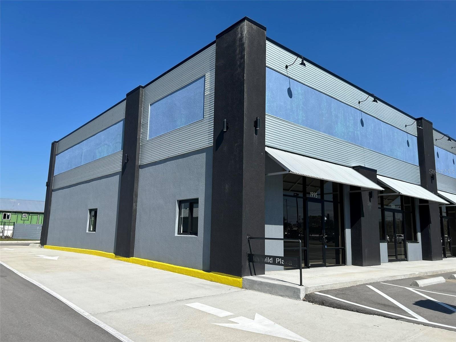 Idylwild Plaza Double Window Drive-thru Unit
AVAILABLE JULY 2026!

Property Address:
1989/1995 21st Street NW, Winter Haven, FL 33881

 

 

PRICING:
Area: 2400 sq. ft.
Rental Price: $23/sf NNN ($27.53/sf total)
Security Deposit: Varies


INFO: Prime Drive-Through Opportunity at the Idylwild Plaza!

Position your business for success in this fully permitted double-window drive-through unit,  for maximum operational efficiency. Located within the Idylwild Plaza, this highly visible site enjoys prominent frontage along heavily traveled Havendale Boulevard and benefits from a signalized intersection, providing convenient ingress and egress for customers and employees alike.

The plaza features a lighted roadside marquee sign, offering exceptional exposure and brand visibility to the thousands of vehicles passing by each day. An expansive parking area further enhances customer convenience.

Surrounded by a rapidly expanding residential market, this location is ideally situated among both established neighborhoods and significant new development activity. Additional residential growth and future development opportunities throughout the surrounding area continue to drive increasing traffic and consumer demand.

Don’t miss this rare opportunity to secure a premier drive-through location in one of the area’s most dynamic and growing commercial corridors.

*$50 non-refundable application fee*

Unit Features Include:

Fully permitted double-window drive-through configuration
Dedicated drive-through lane
Two ADA-compliant restrooms
Two storage rooms
Excellent visibility from Havendale Boulevard
Access via signalized intersection
Ample onsite parking
Lighted roadside marquee signage opportunity