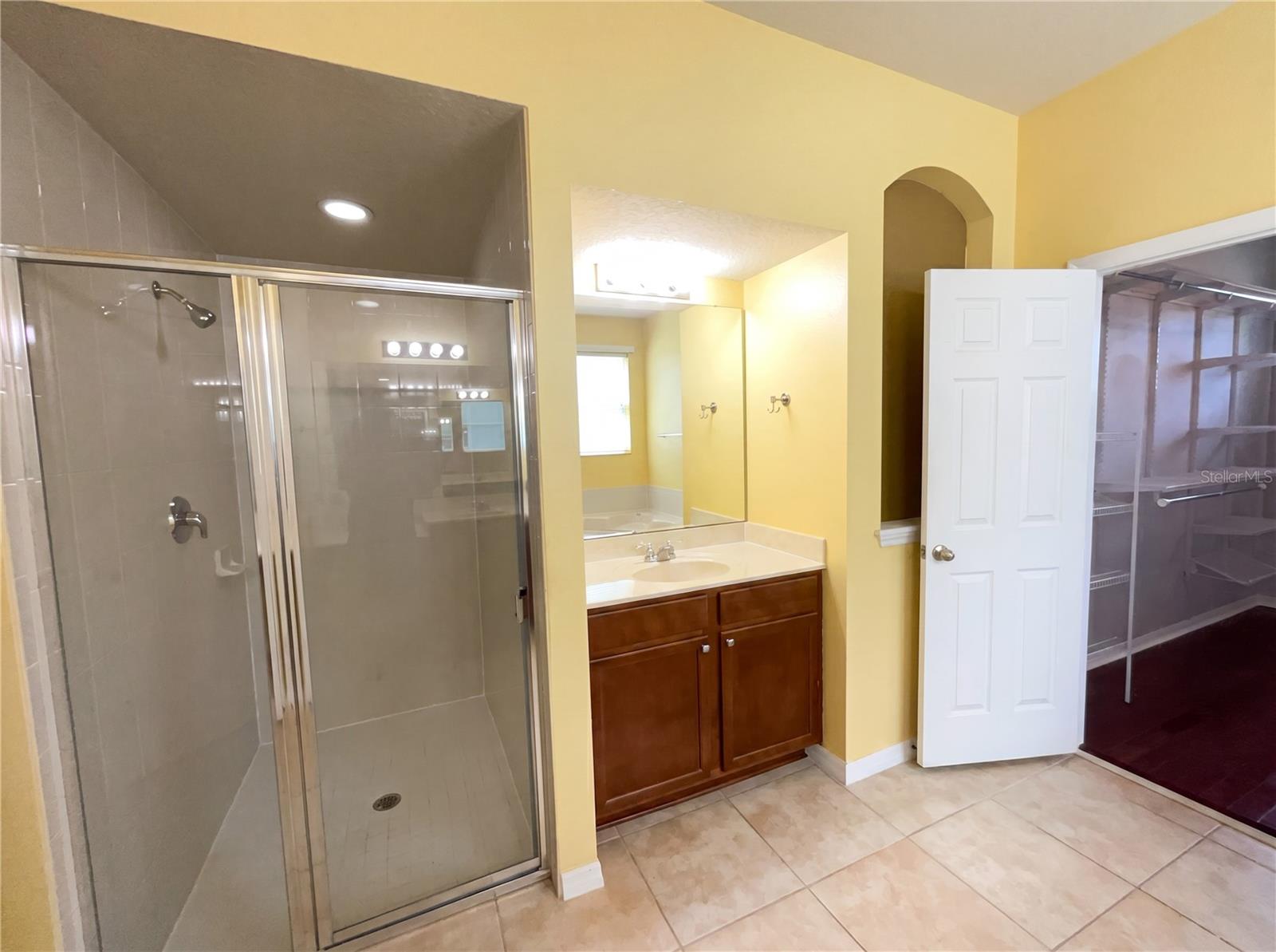 BELLE MEADE PH 02 H - Residential
