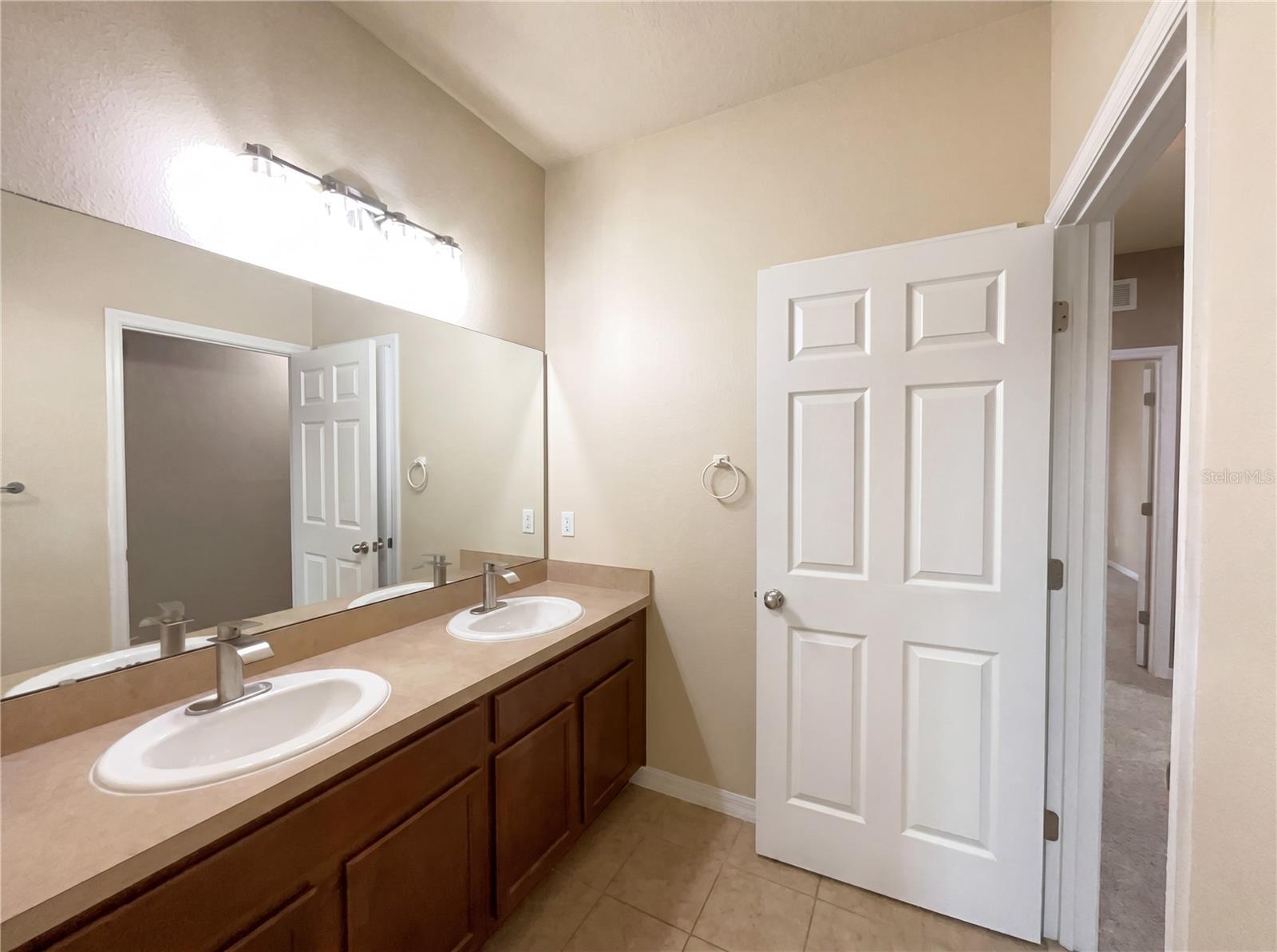 BELLE MEADE PH 02 H - Residential