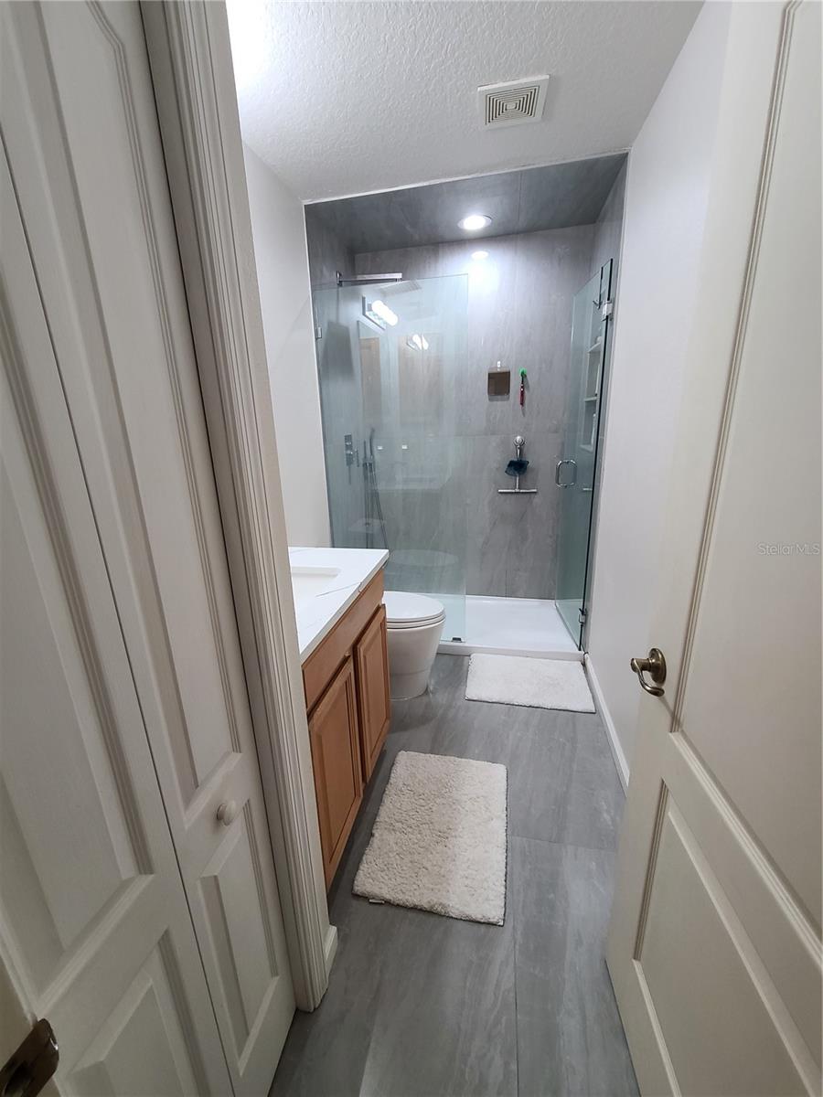 TOWNHOMES AT LIGHTHOUSE COVE I CONDO - Residential Lease
