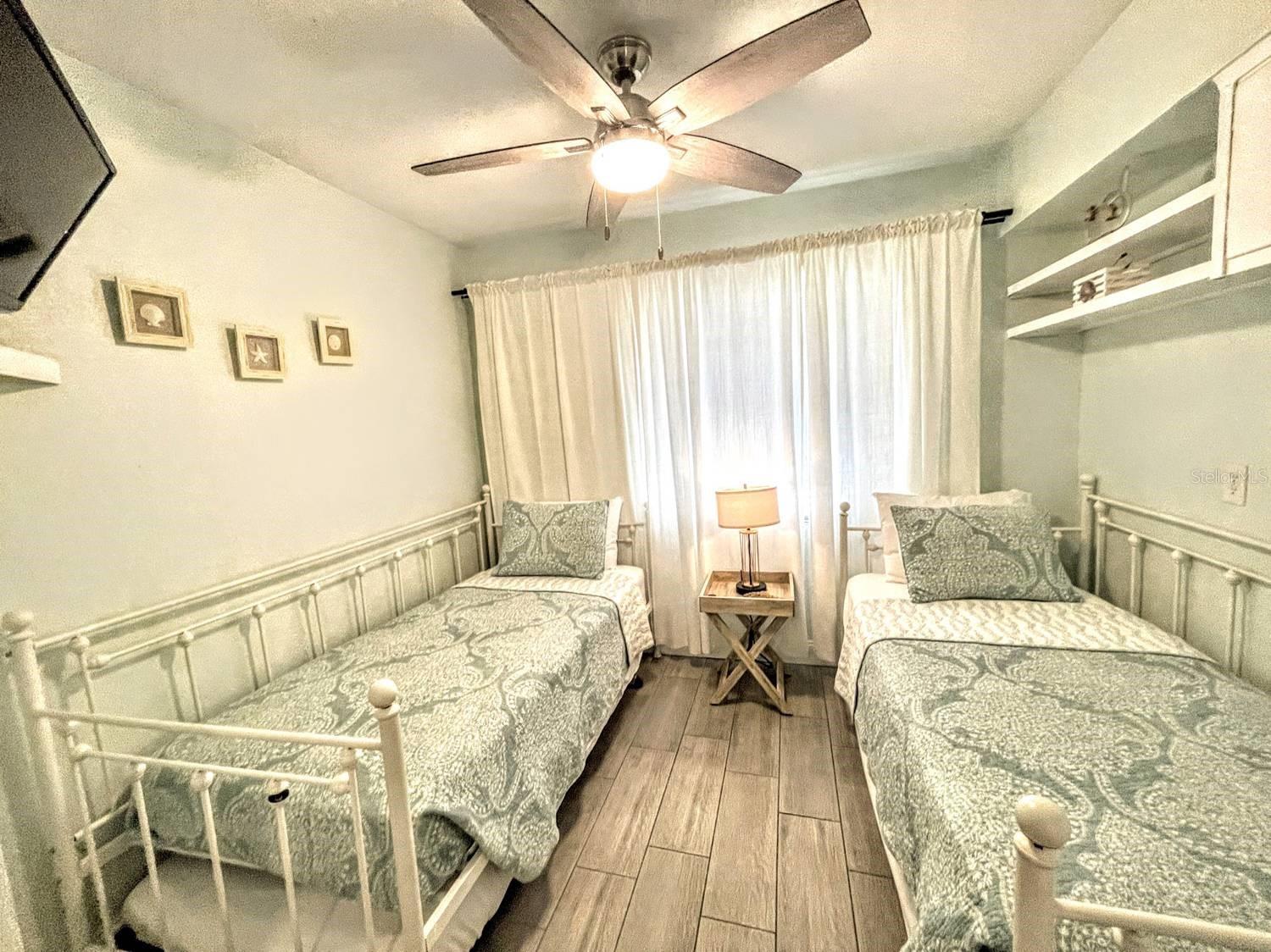 MANDALAY UNIT 5 REP - Residential Income