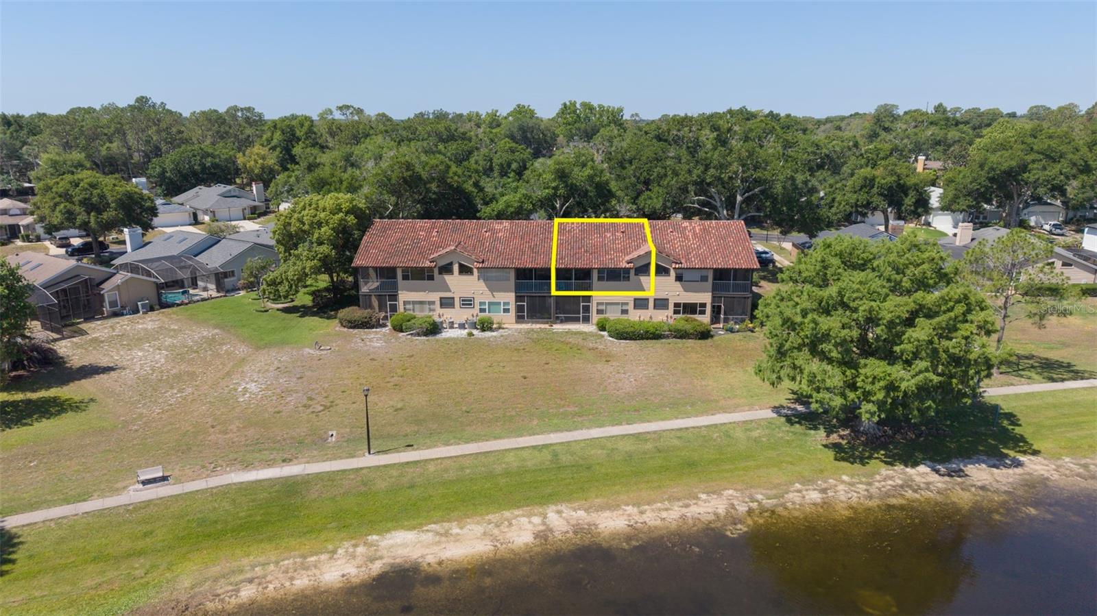 LAKEVIEW GARDENS AT WEKIVA COVE 1 A CONDO - Residential