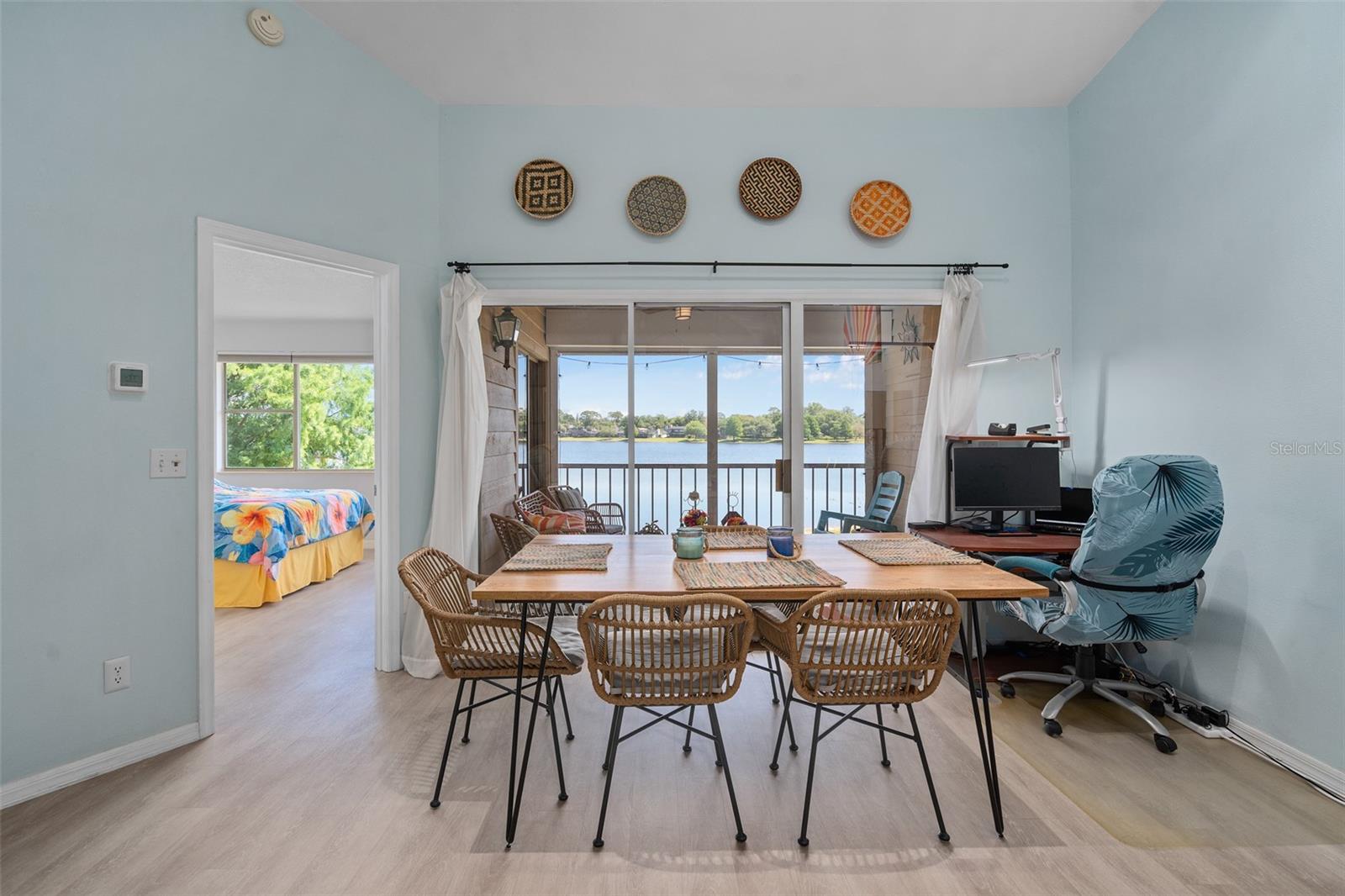 LAKEVIEW GARDENS AT WEKIVA COVE 1 A CONDO - Residential