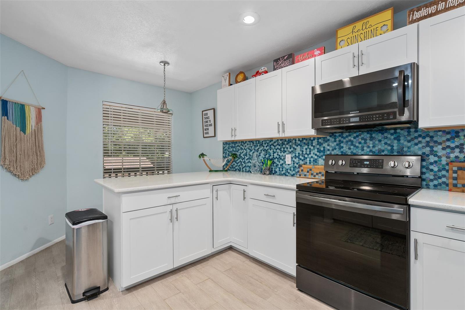 LAKEVIEW GARDENS AT WEKIVA COVE 1 A CONDO - Residential