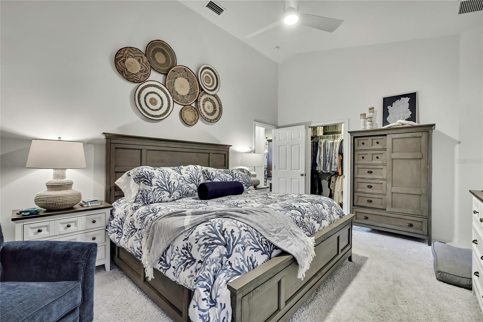 RIVER COVE LNDGS III - Residential